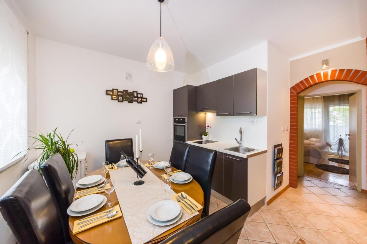 Luxury Maraschino Apartments ซาดาร์ ภายนอก รูปภาพ